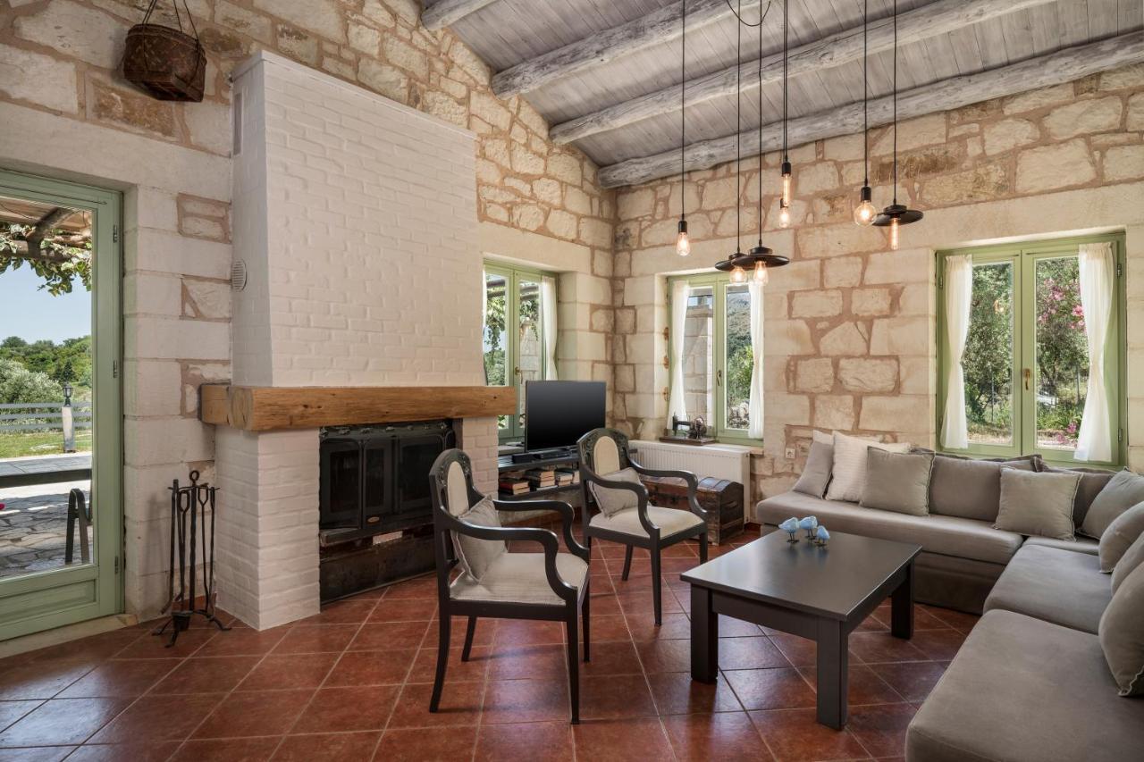 Boutique Villa Petra Amanda Heated Pool Optional Fílippos Esterno foto